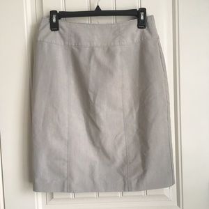 🚫SOLD!!!🚫 Worthington Gray Pencil Skirt
